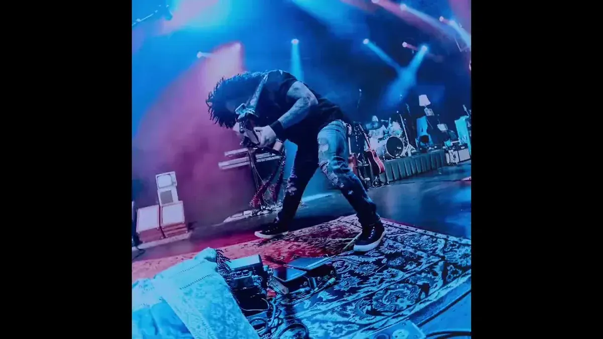 The Broken Hearts King of Hearts tour trailer