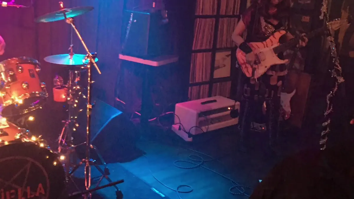 Cruella, Motley Crue Tribute Band, Dec 15, 2018